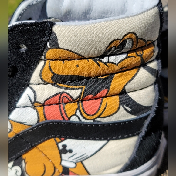 Vans Disney Sk8 Hicut Mickey & Friends Sneakers - Wmns Size 6.5 or 23cm - Picture 9 of 16